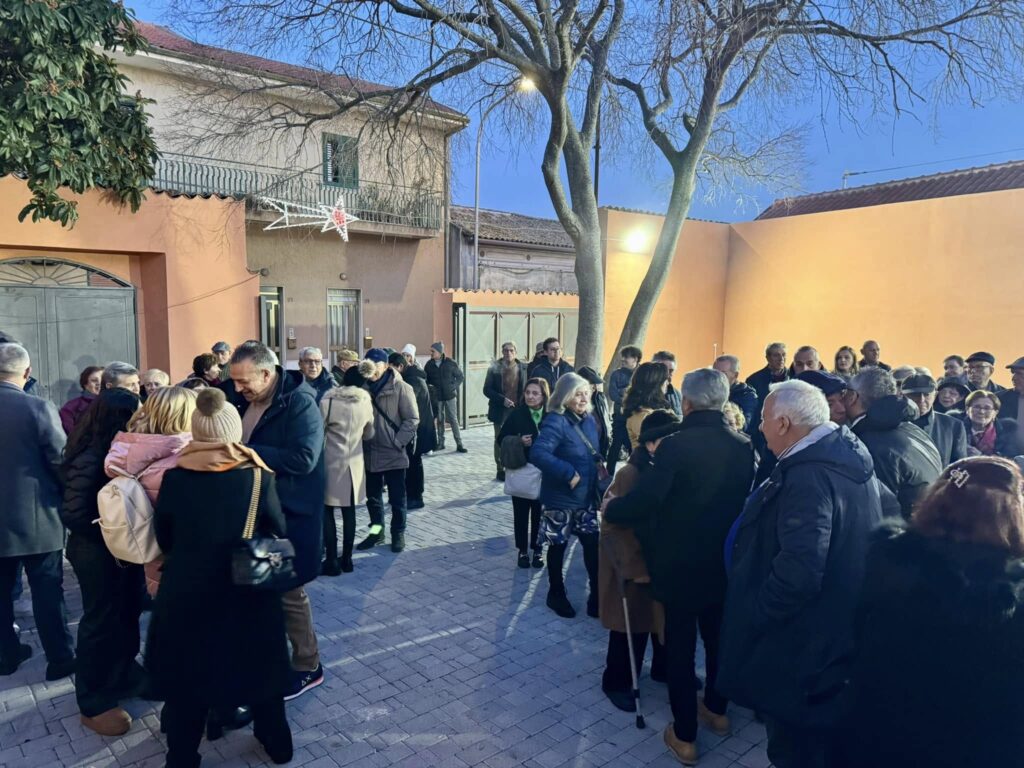 Viagrande. Inaugurato il Centro per anziani di via Manzoni